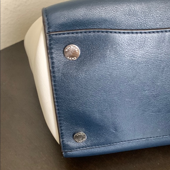 Michael Kors Blue and White Satchel with Timeless Elegance - Picture 12 of 13